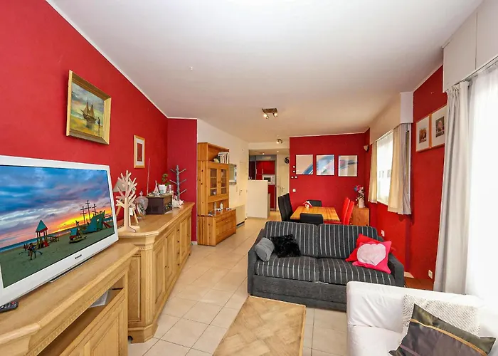 2 Bedroom Cozy In Lägenhet Oostende