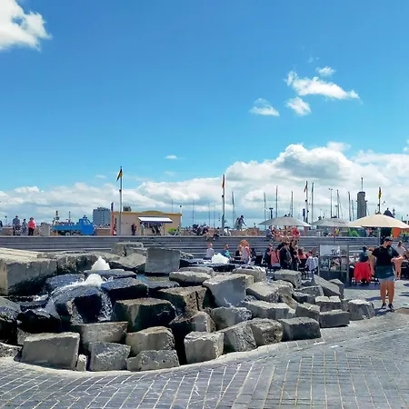 2 Bedroom Cozy In Апартаменти *